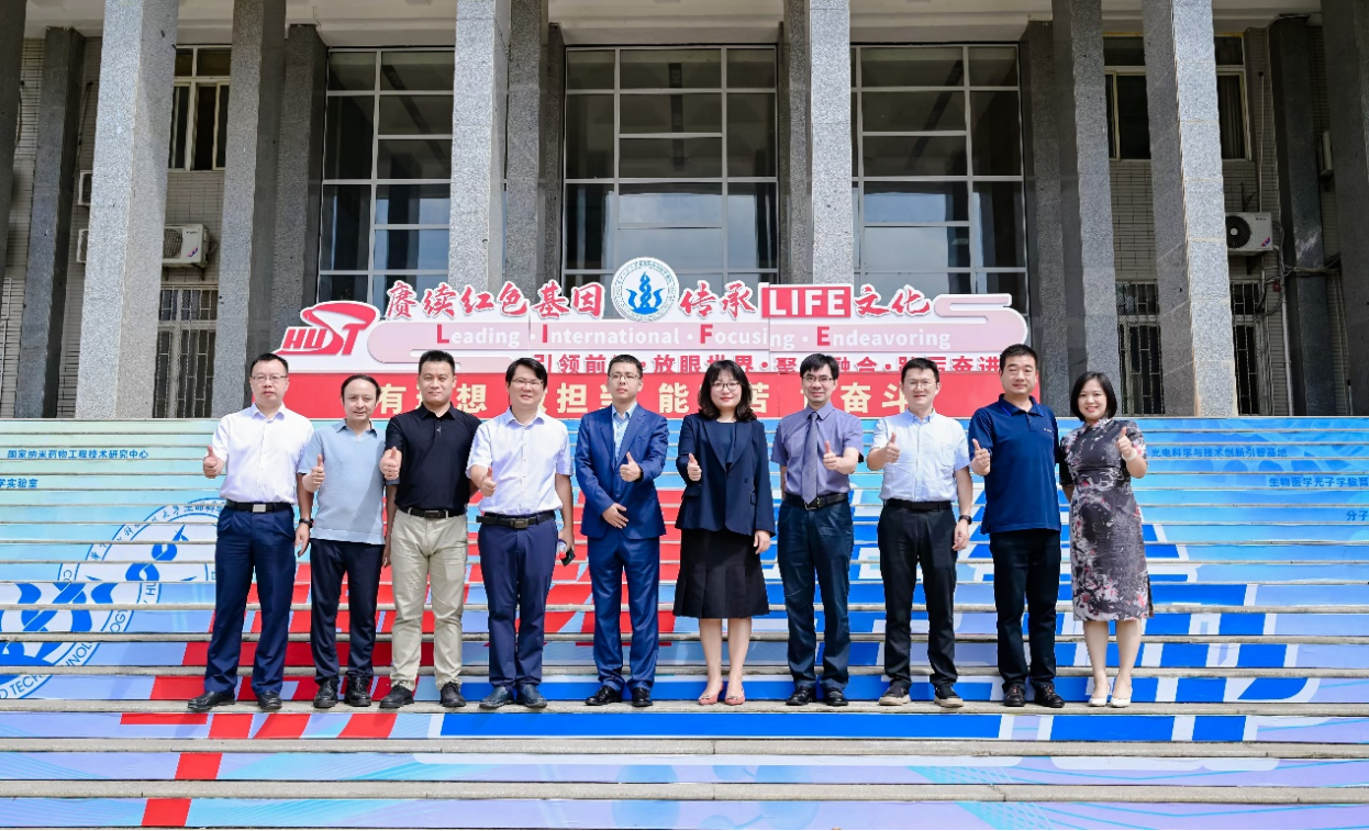 royal皇家88集团携手华中科技大学?启动智能床垫BCG信号手艺攻关项目